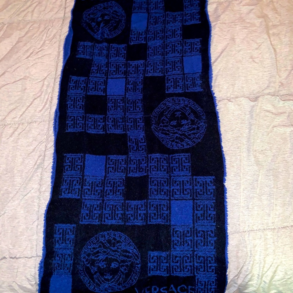 Scarf versace blue and black